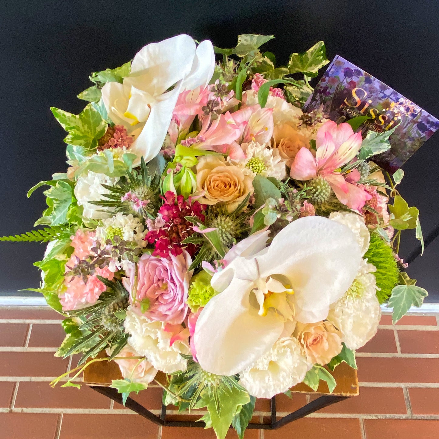 ラウンドアレンジメントM