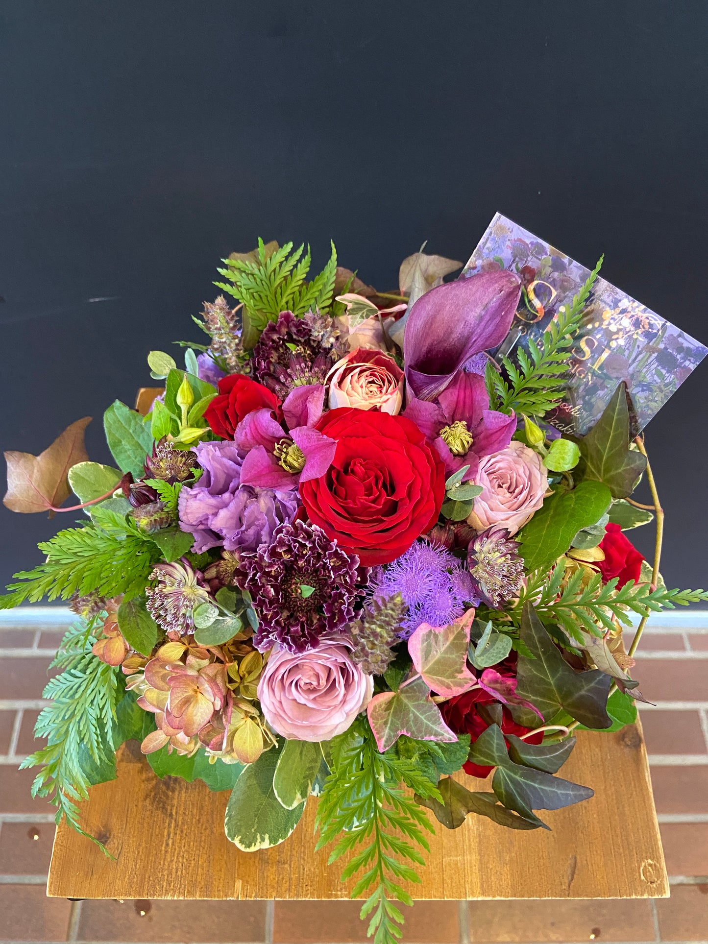 Round Floral Arrangement SS