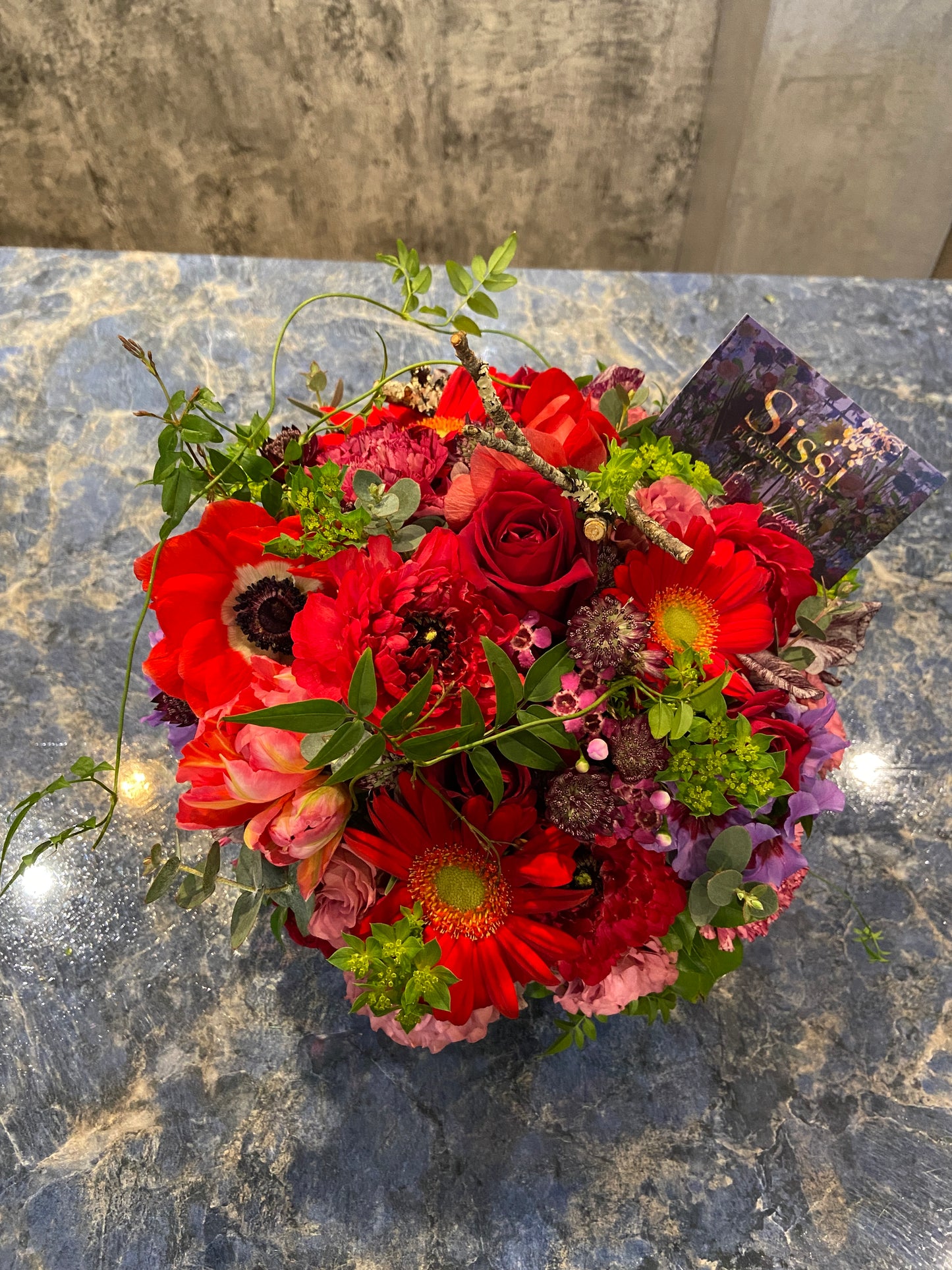 Round Floral Arrangement SS