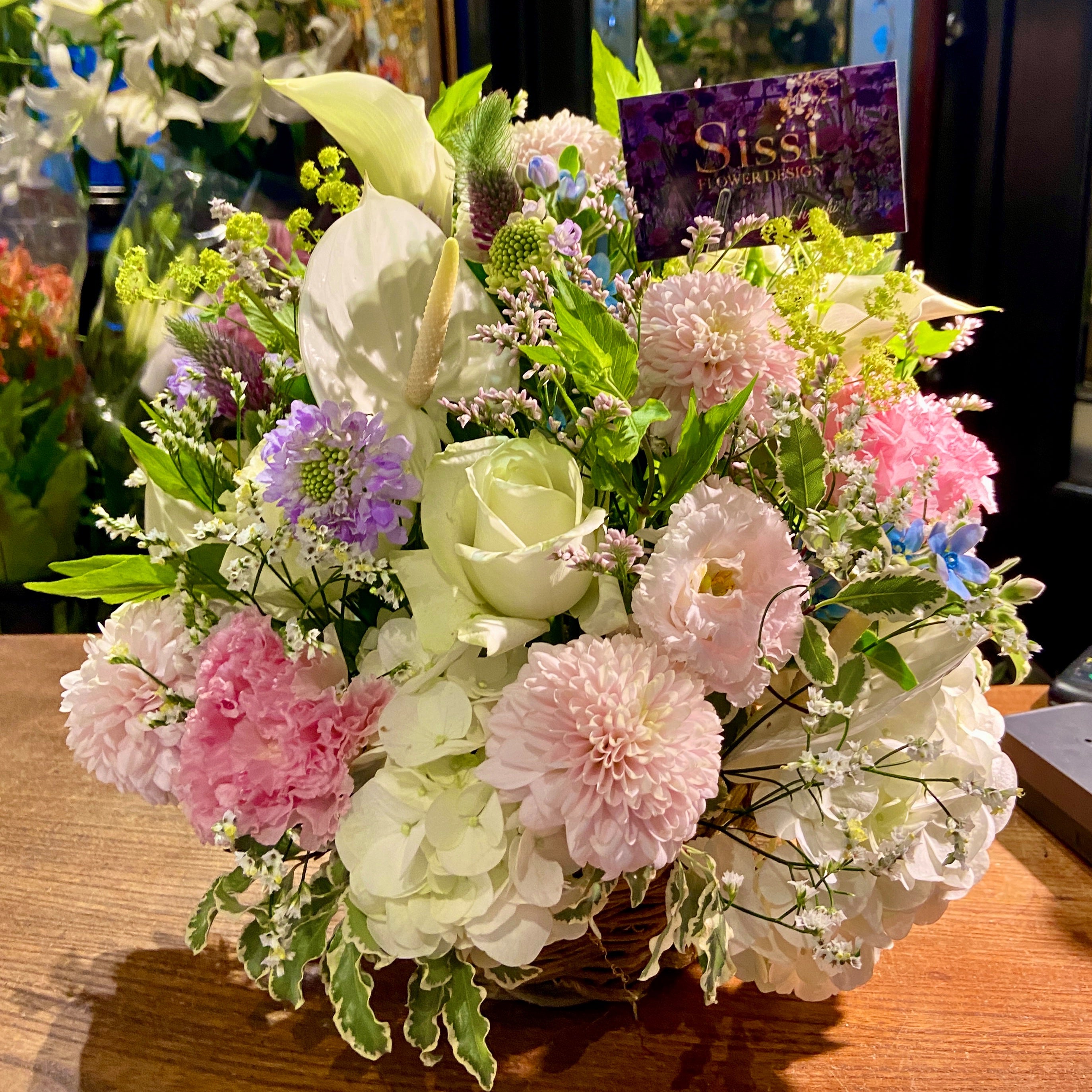 お供えアレンジメントS – Sissi Flower Design JP