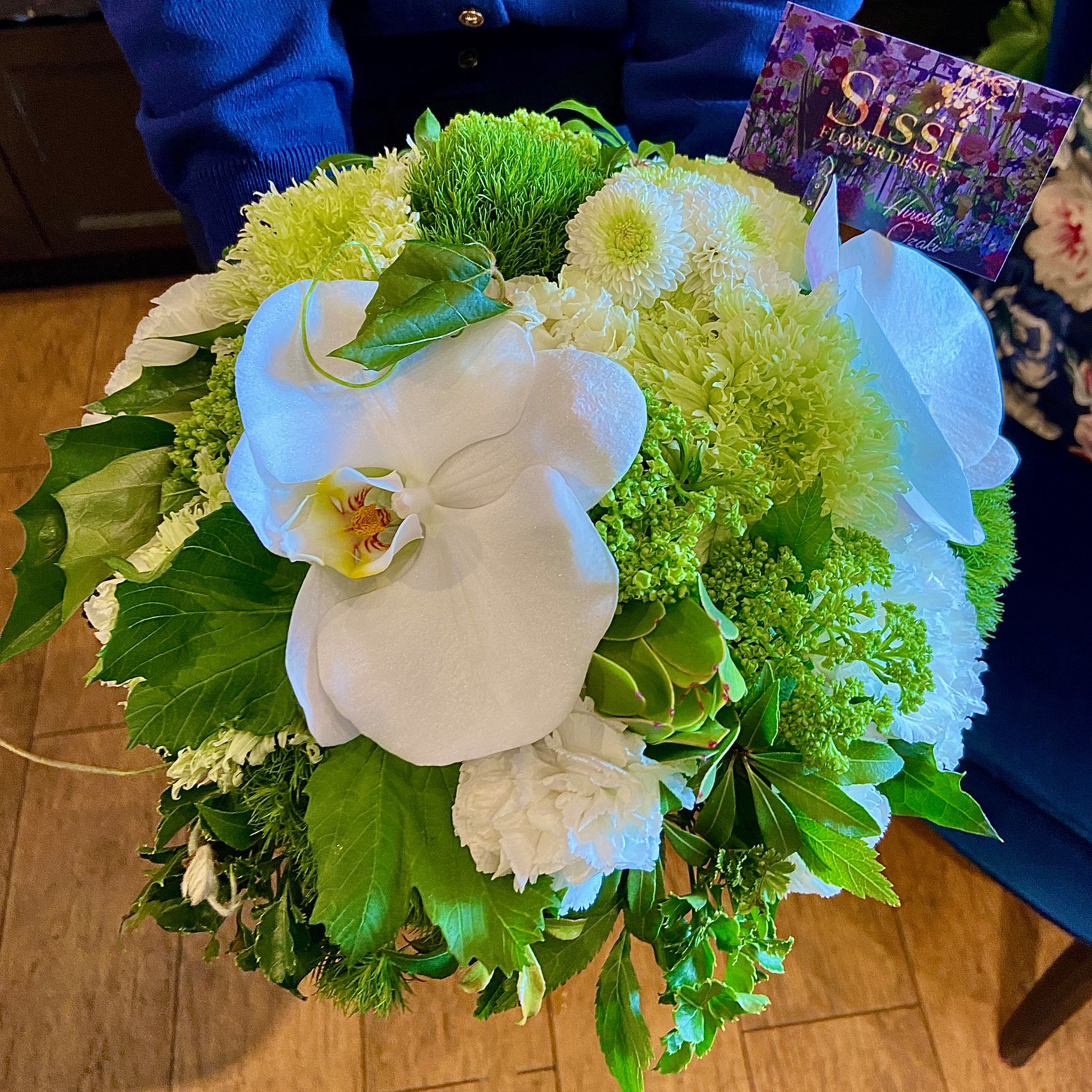 ラウンドアレンジメントM｜誕生日・開店祝いの花 – Sissi Flower Design JP