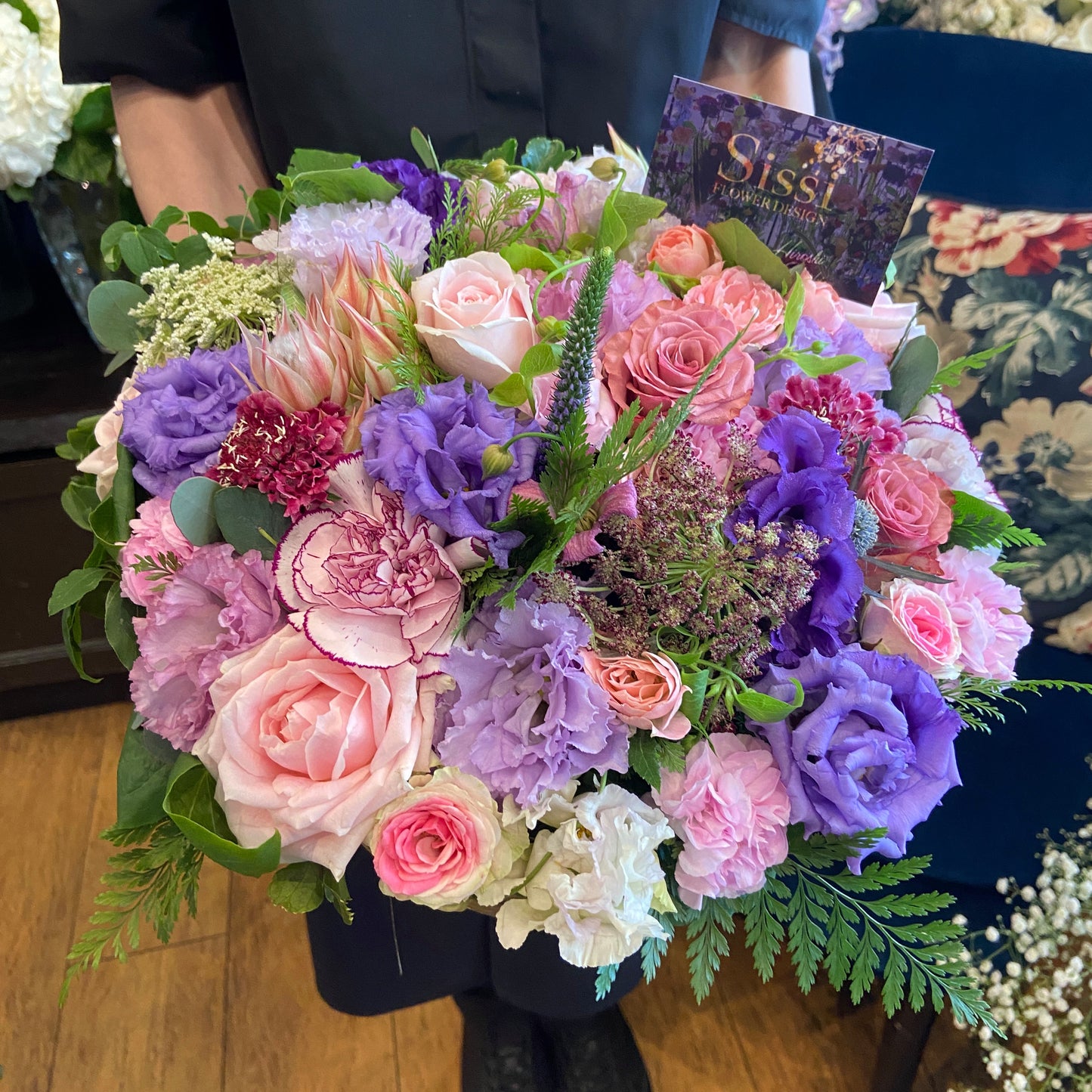 ラウンドアレンジメントLL