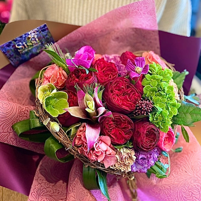 Sweet Heart-Shaped Bouquet S