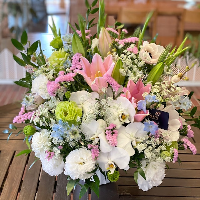 お供えアレンジメントL – Sissi Flower Design JP
